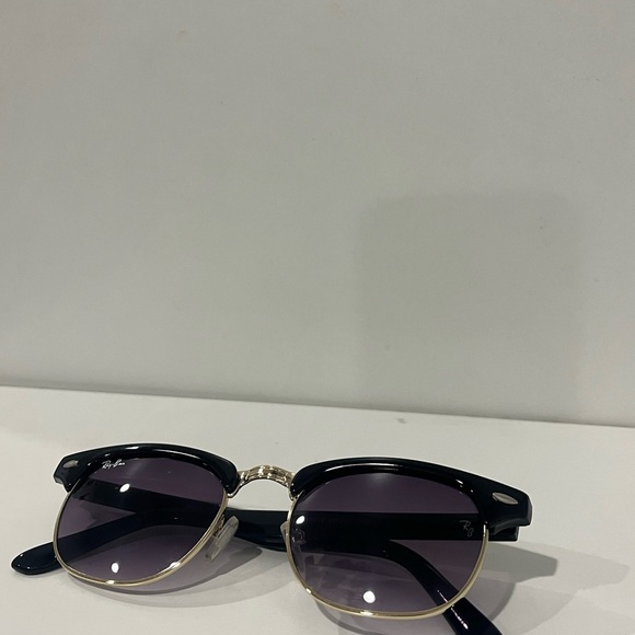 Ray ban sunglasses brand new never worn - Picture 2 of 4